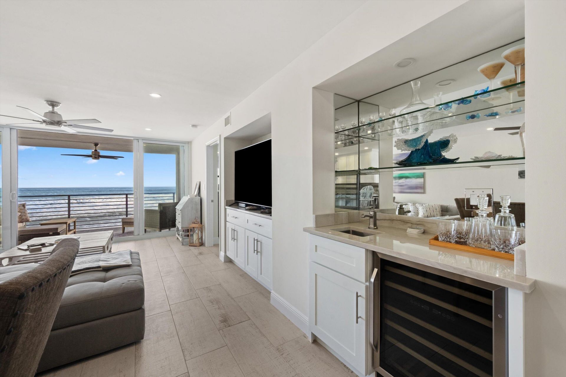900 Ocean Drive, Unit 505, Juno Beach, FL 33408 Photo