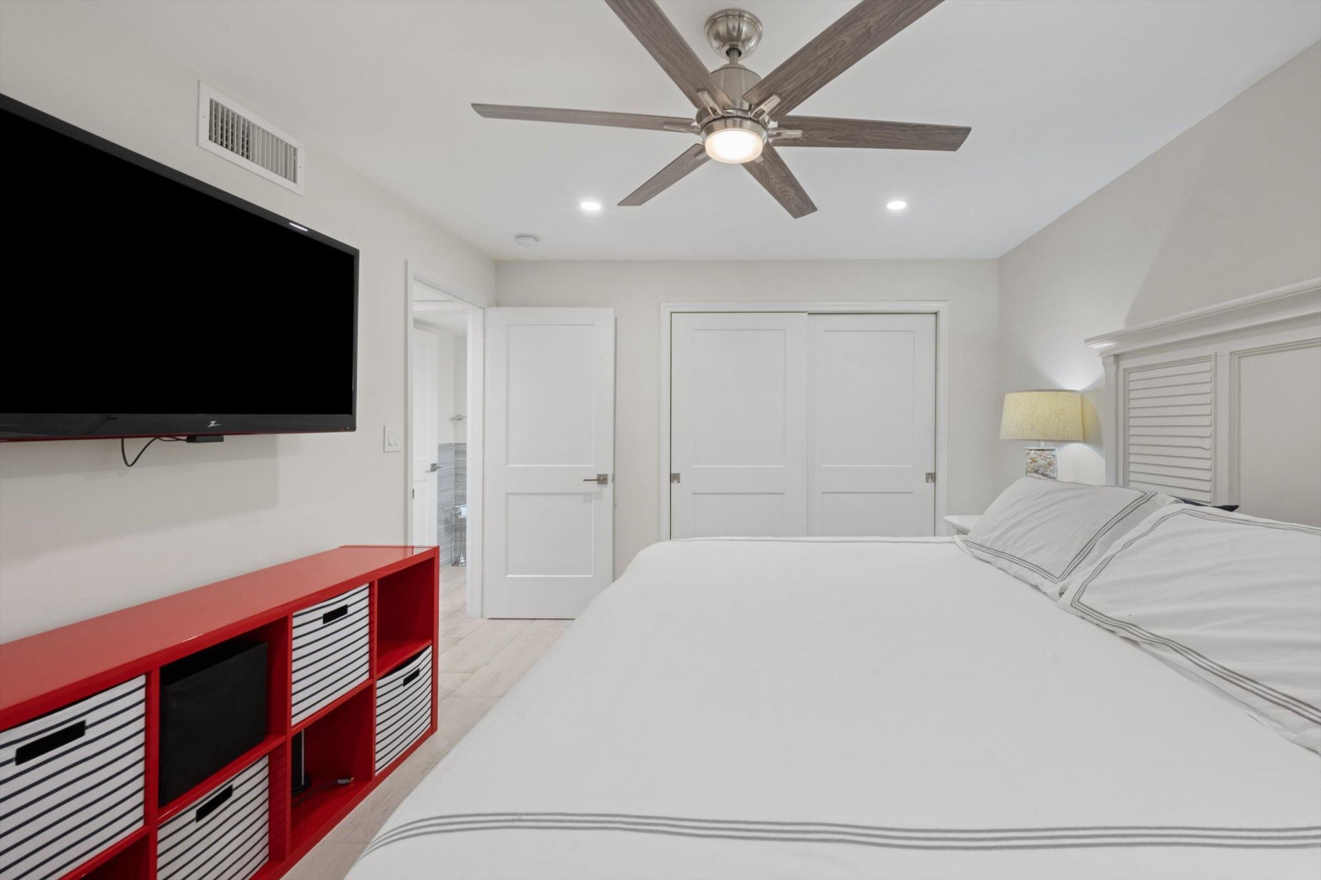900 Ocean Drive, Unit 505, Juno Beach, FL 33408 Photo