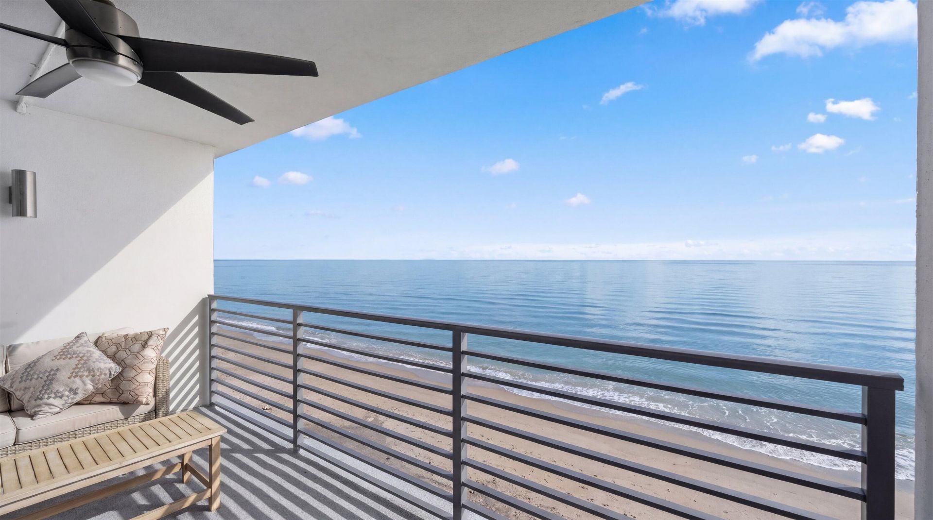 900 Ocean Drive, Unit 505, Juno Beach, FL 33408 Photo