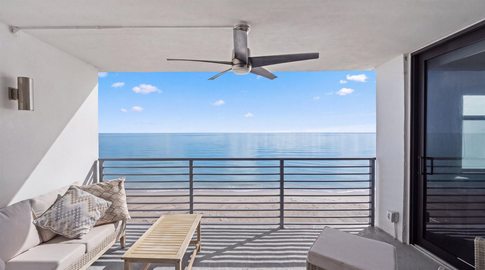 900 Ocean Drive, Unit 505, Juno Beach, FL 33408 Photo