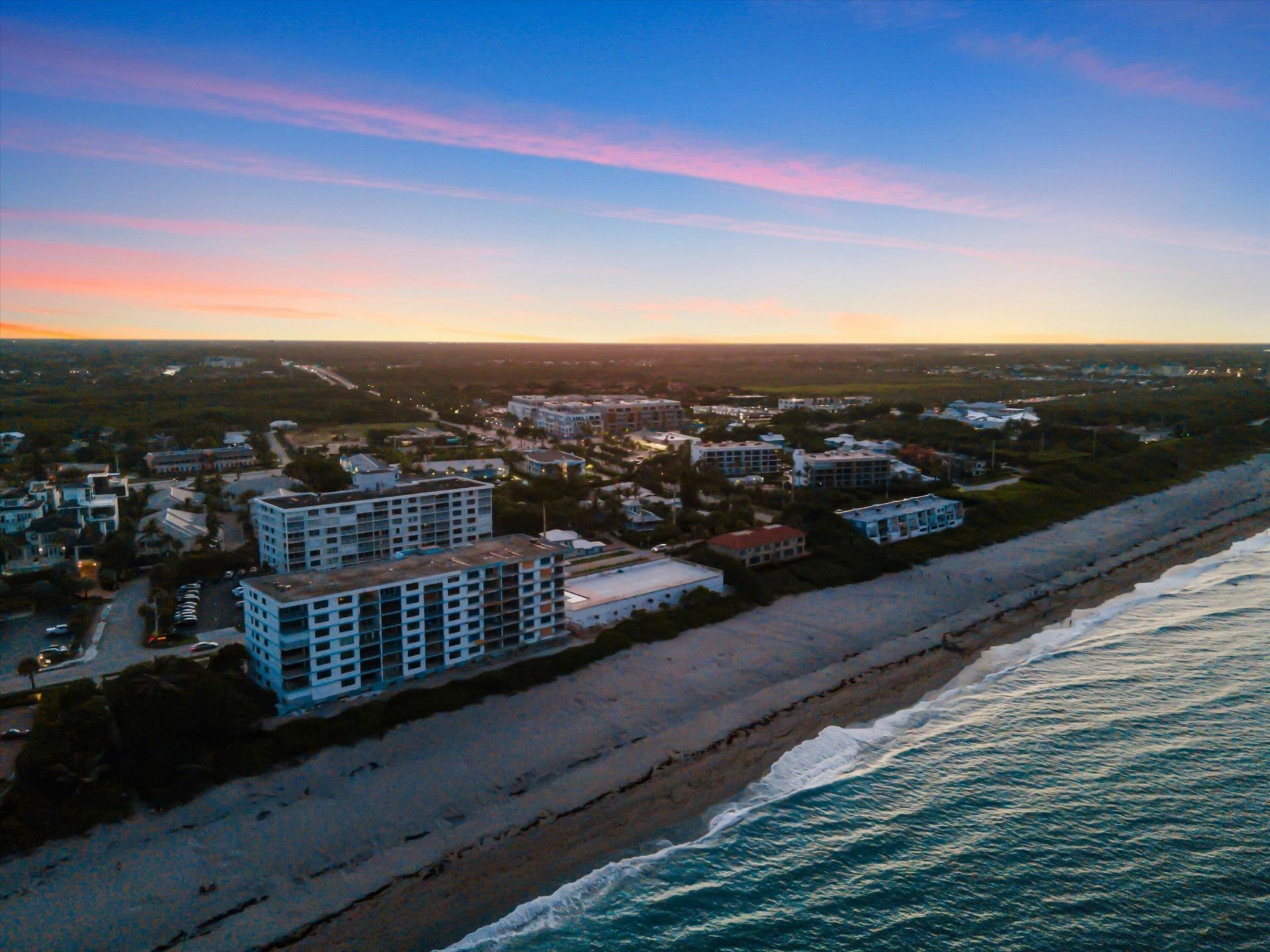 900 Ocean Drive, Unit 505, Juno Beach, FL 33408 Photo