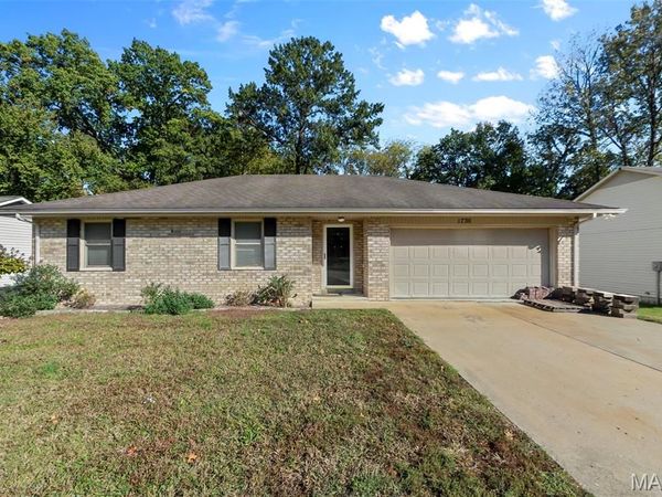 1736 Northwoods Court , Cape Girardeau, MO 63701