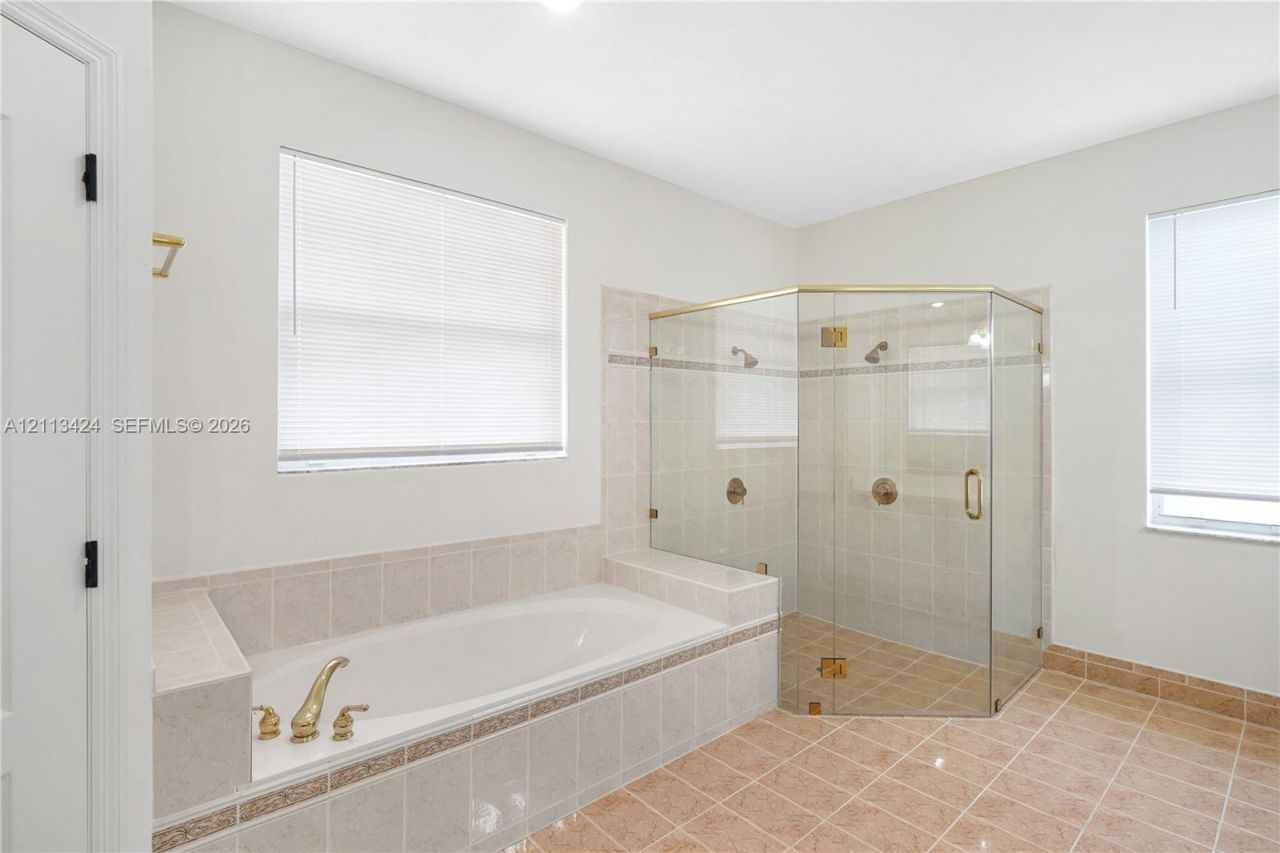 2465 SW 132nd Ter , Miramar, FL 33027 Photo