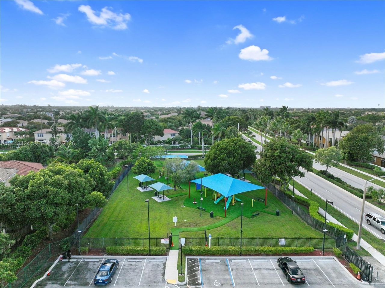 2465 SW 132nd Ter , Miramar, FL 33027 Photo