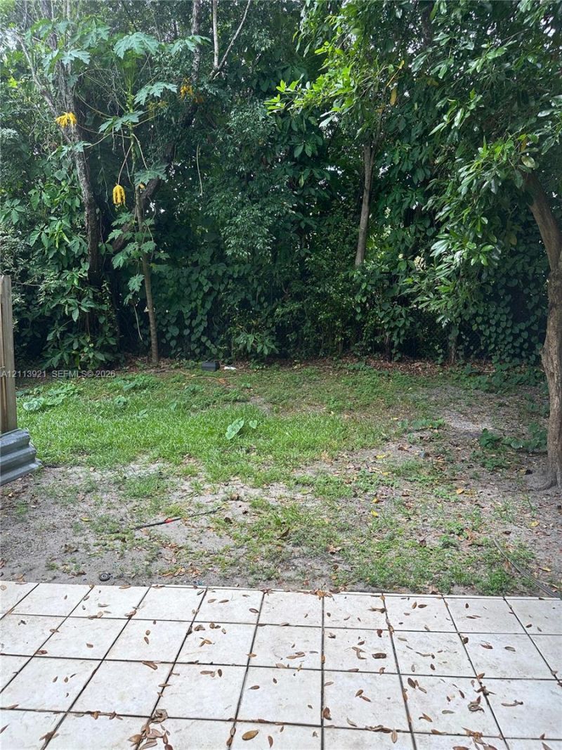 824 Summit Lake Dr, West Palm Beach, FL 33406 Photo