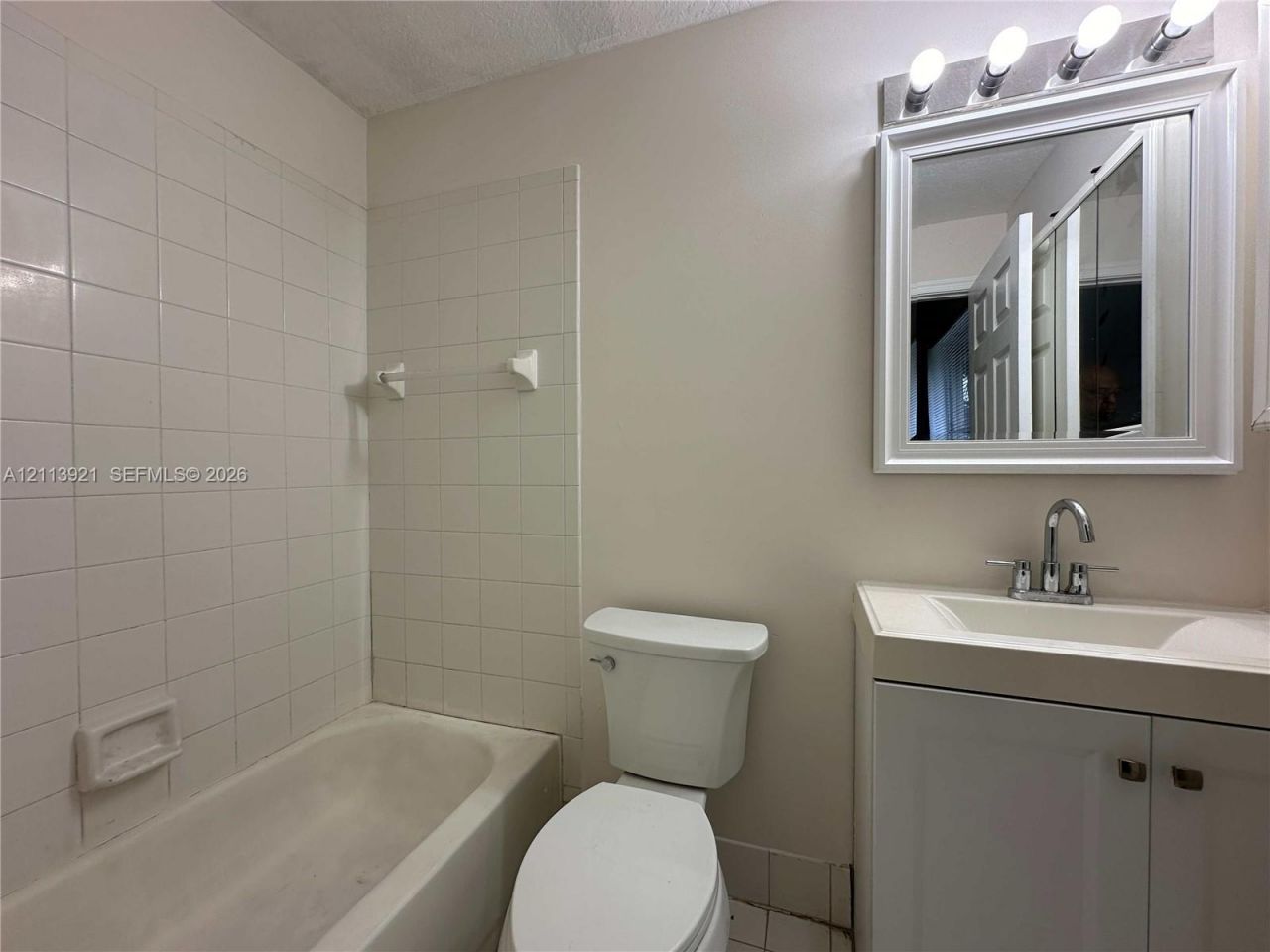 824 Summit Lake Dr, West Palm Beach, FL 33406 Photo