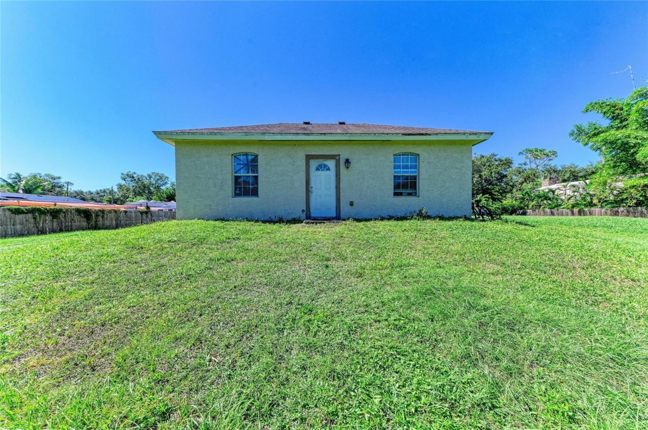 4510 Brazilnut Avenue , Sarasota, FL 34234 Photo