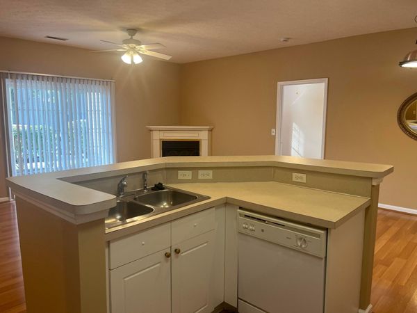 8005 Crane'S Crossing Drive , Lewis Center, OH 43035