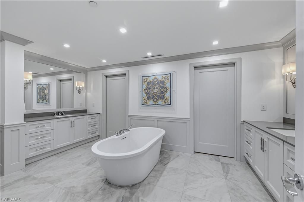 13915 Old Coast Rd , Unit 1101, Naples, FL 34110 Photo