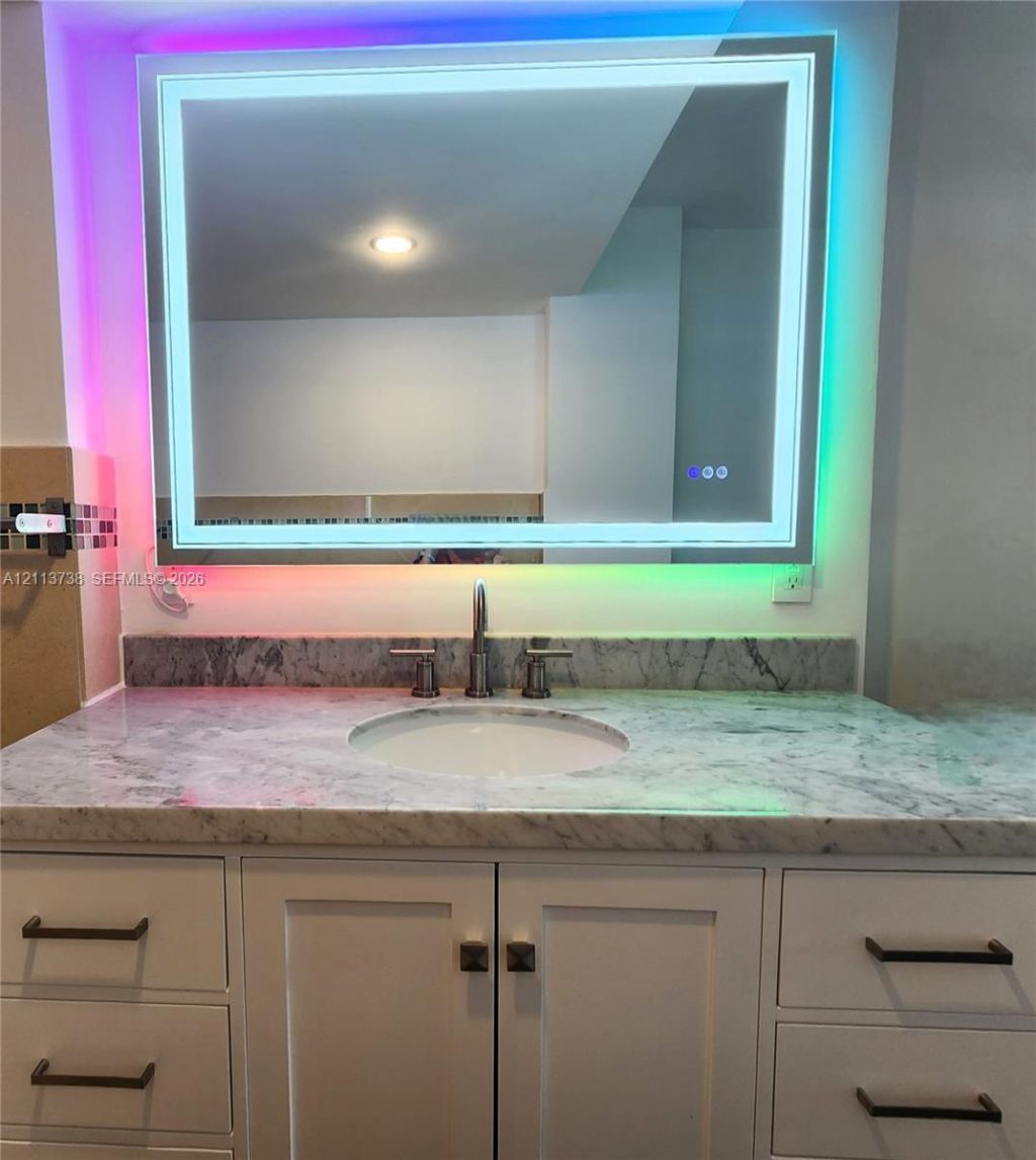 2030 S Ocean Dr, Unit 1719, Hallandale Beach, FL 33009 Photo