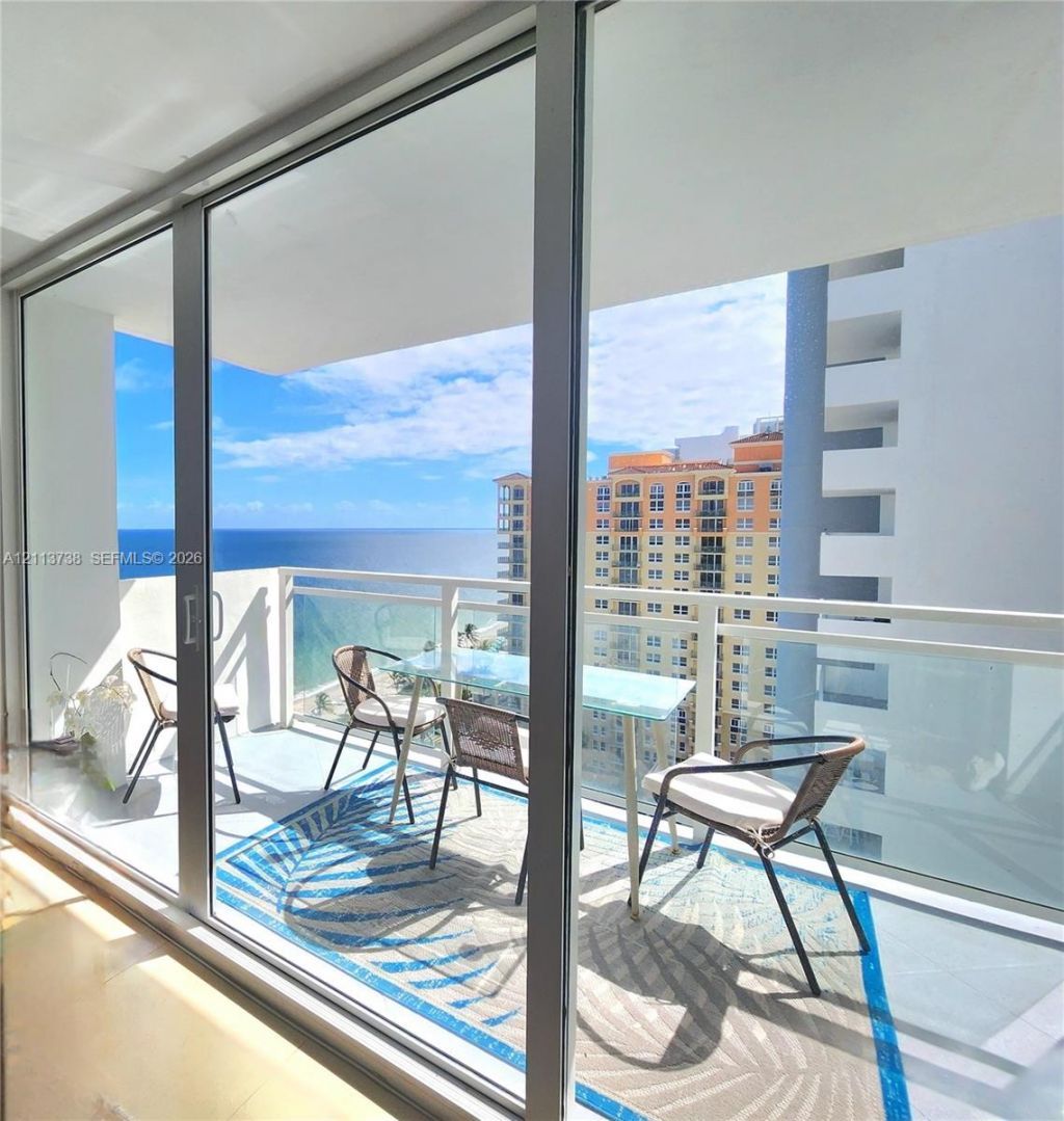 2030 S Ocean Dr, Unit 1719, Hallandale Beach, FL 33009 Photo