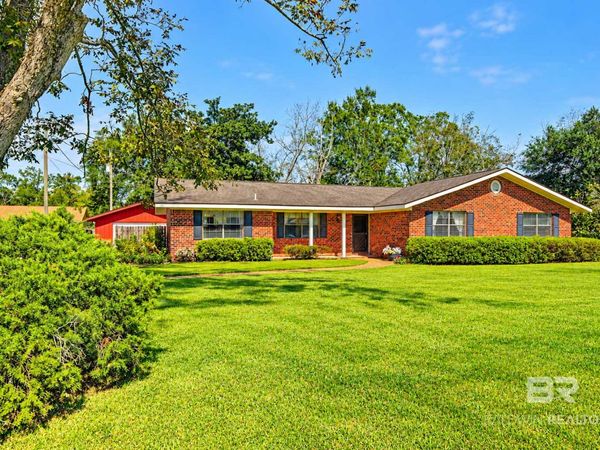 619 E Verbena Avenue, Foley, AL 36535