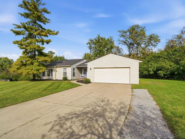 7904 Thistlewood Drive, West Chester, OH 45069