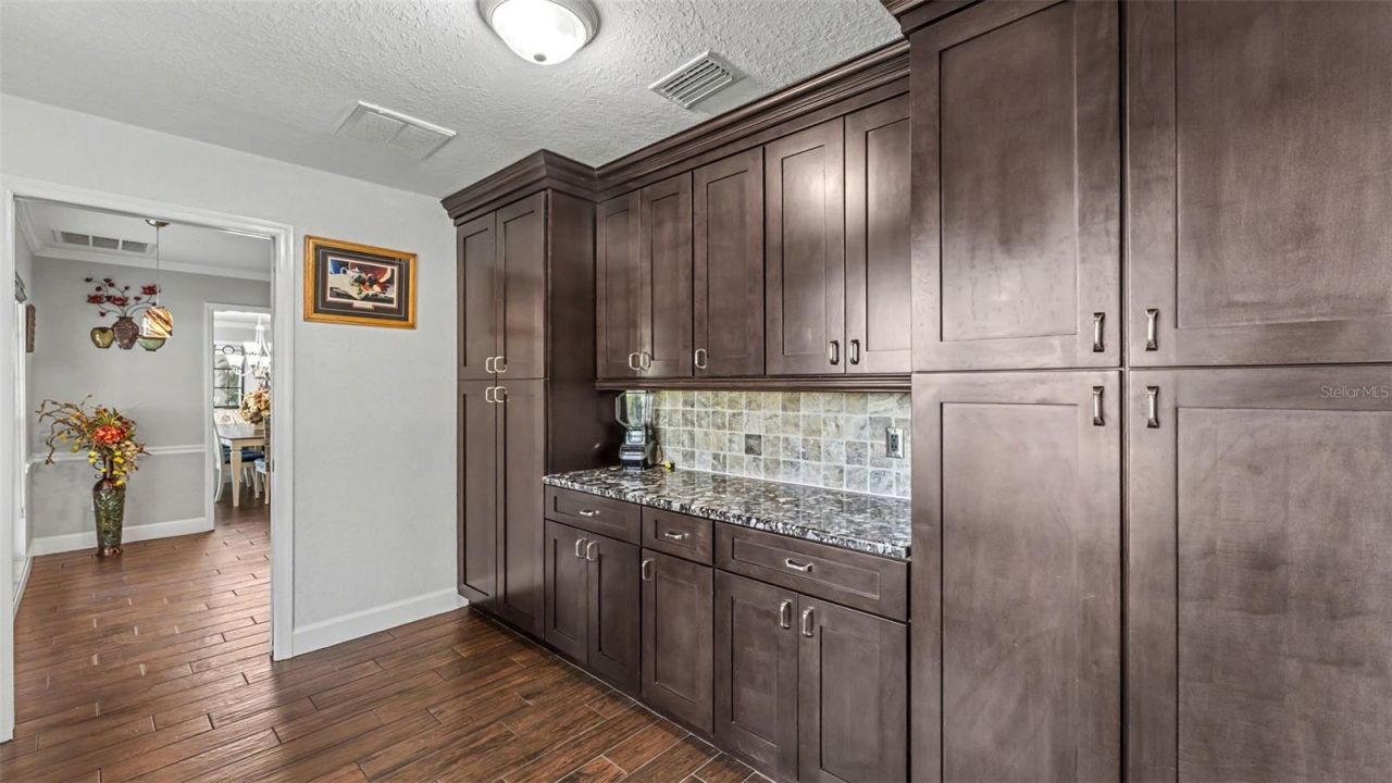 2050 Lake Ariana Boulevard , Auburndale, FL 33823 Photo