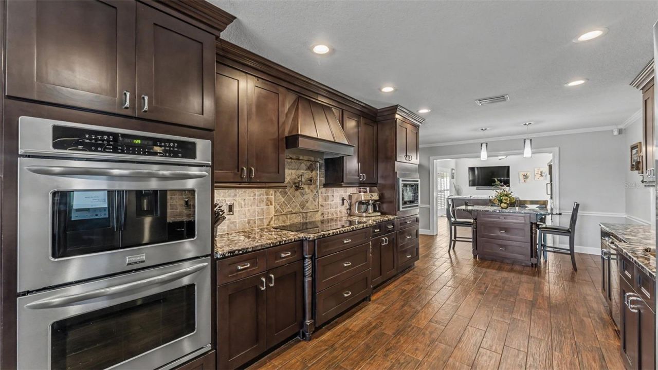 2050 Lake Ariana Boulevard , Auburndale, FL 33823 Photo