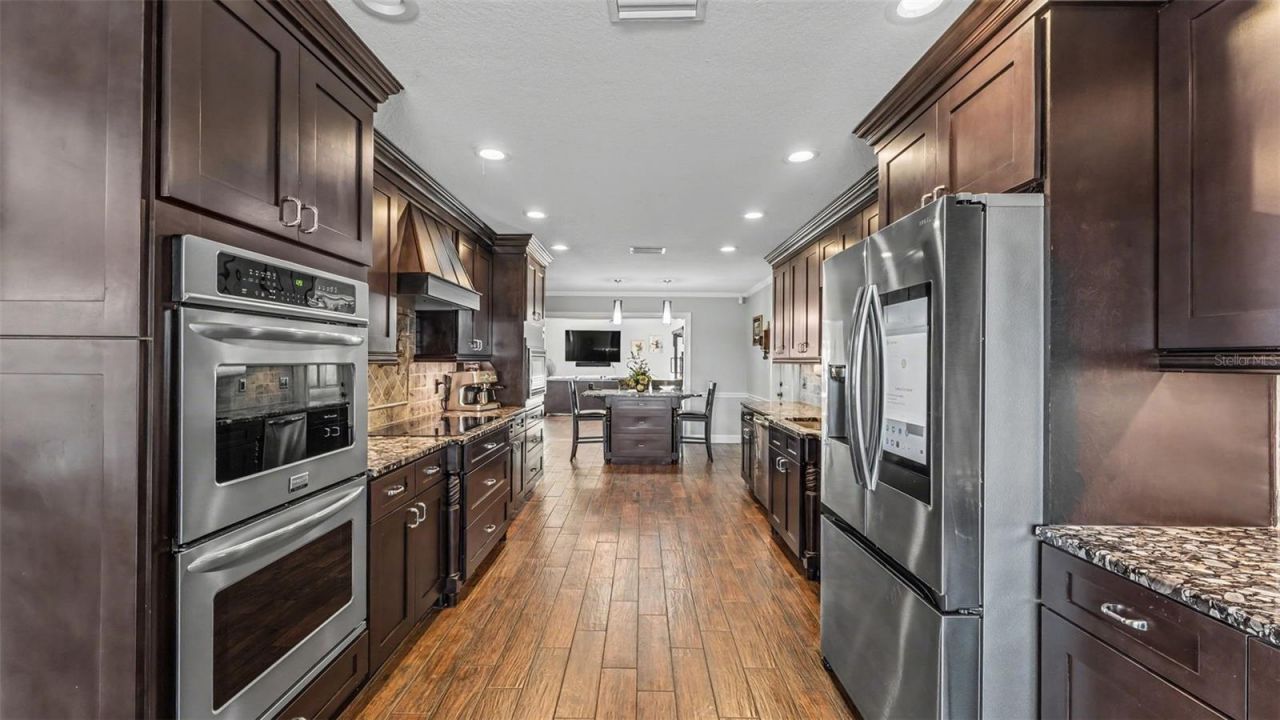 2050 Lake Ariana Boulevard , Auburndale, FL 33823 Photo