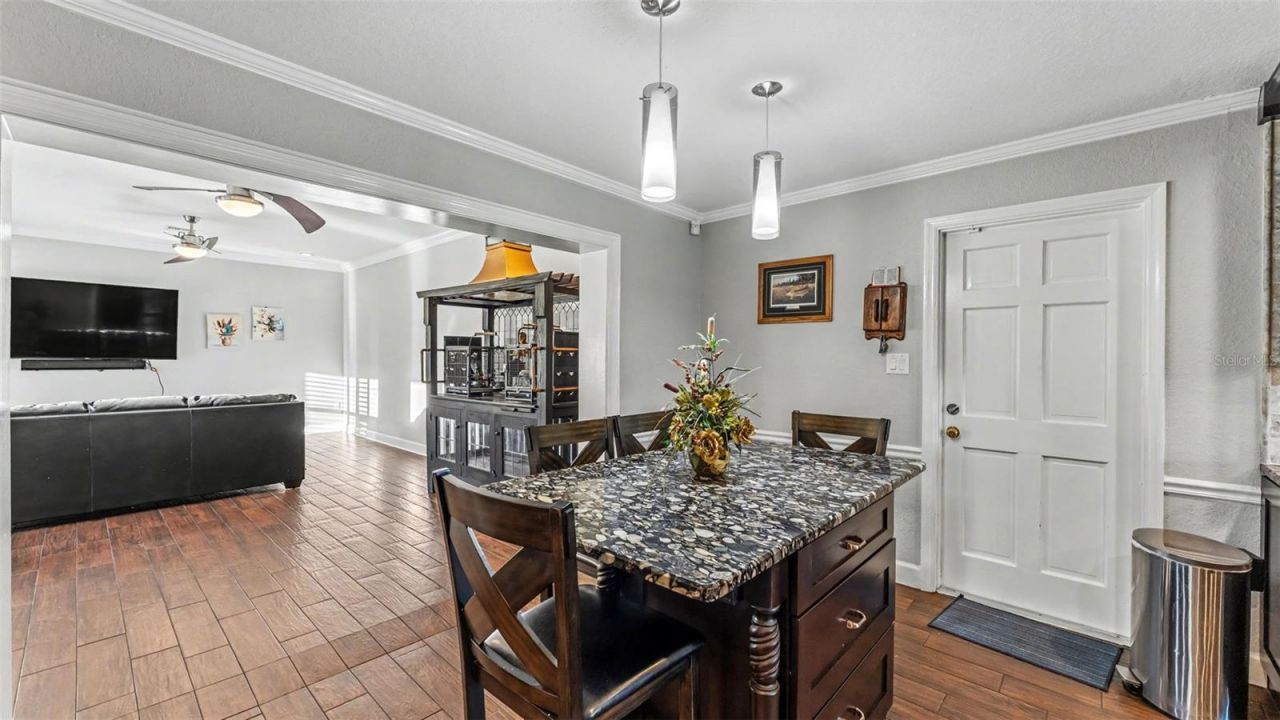 2050 Lake Ariana Boulevard , Auburndale, FL 33823 Photo