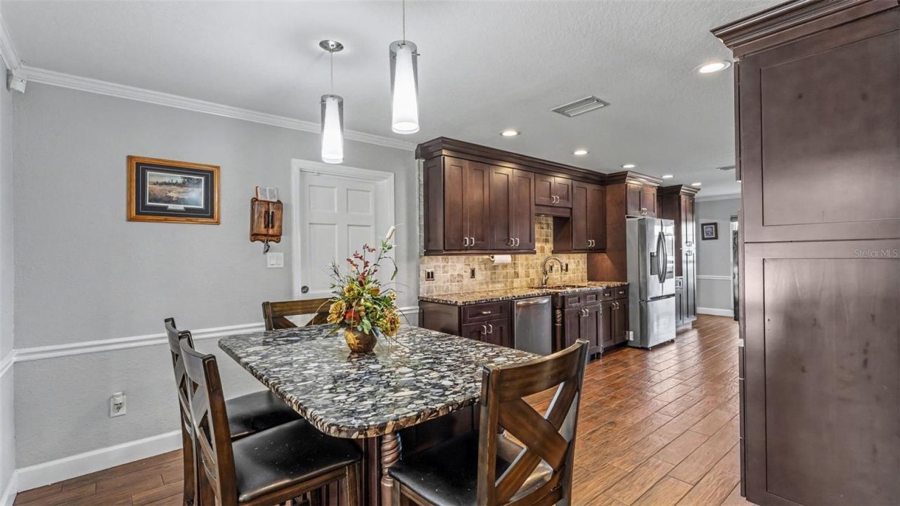 2050 Lake Ariana Boulevard , Auburndale, FL 33823 Photo