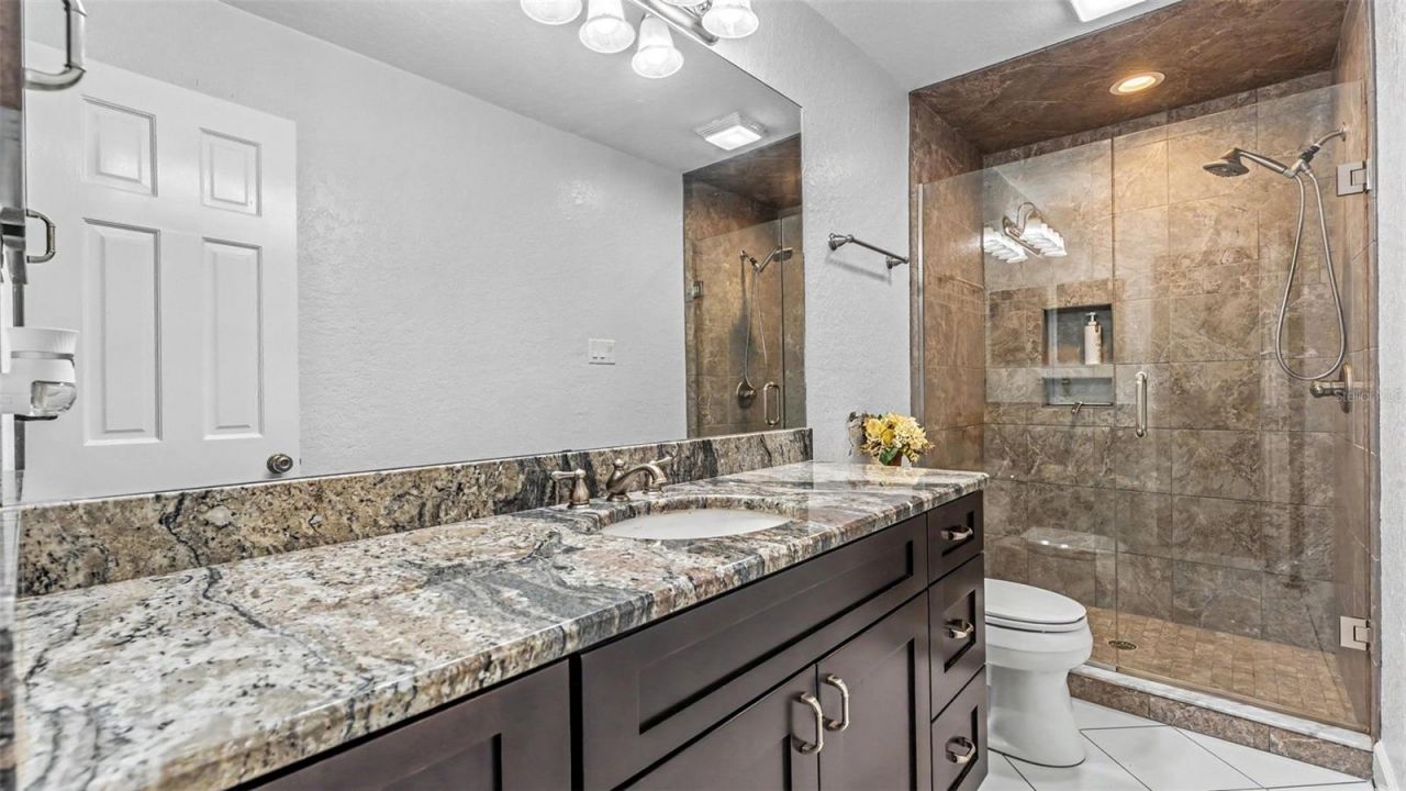 2050 Lake Ariana Boulevard , Auburndale, FL 33823 Photo