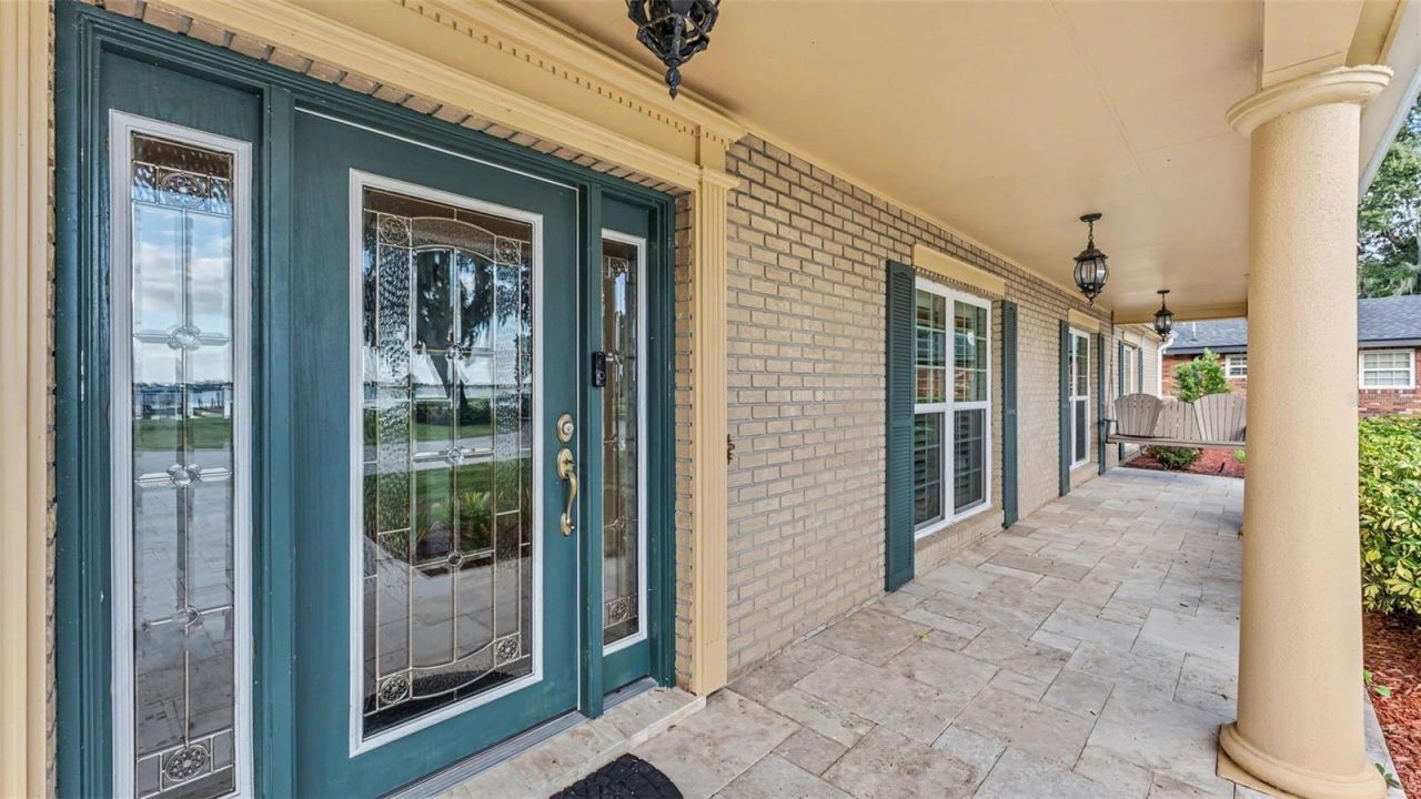 2050 Lake Ariana Boulevard , Auburndale, FL 33823 Photo