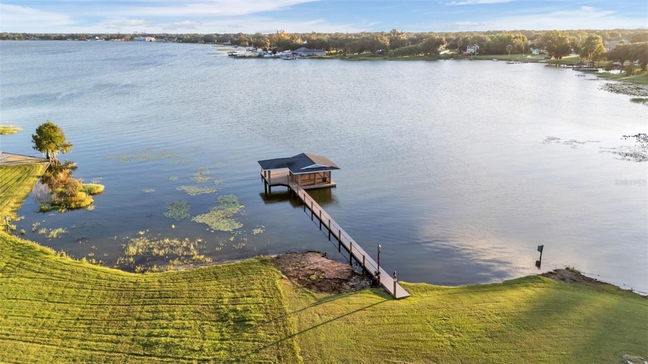 2050 Lake Ariana Boulevard , Auburndale, FL 33823 Photo