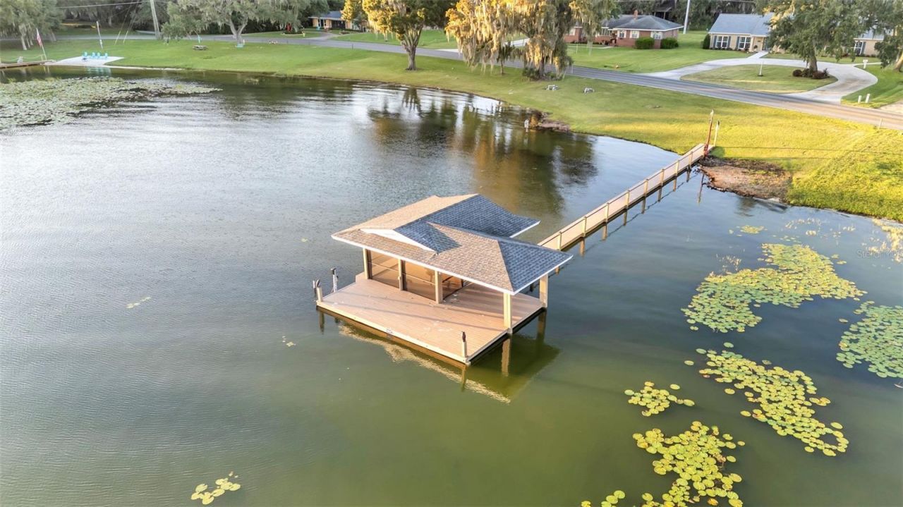 2050 Lake Ariana Boulevard , Auburndale, FL 33823 Photo