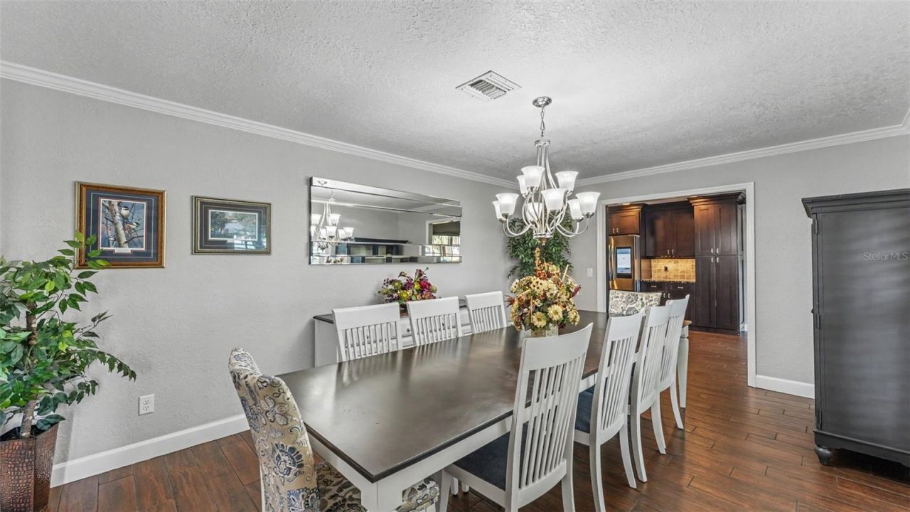2050 Lake Ariana Boulevard , Auburndale, FL 33823 Photo