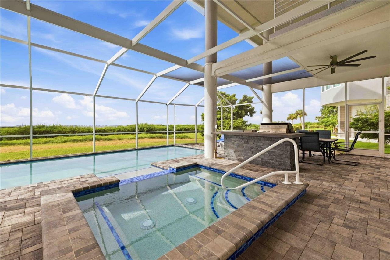 4908 64th Drive W, Bradenton, FL 34210 Photo