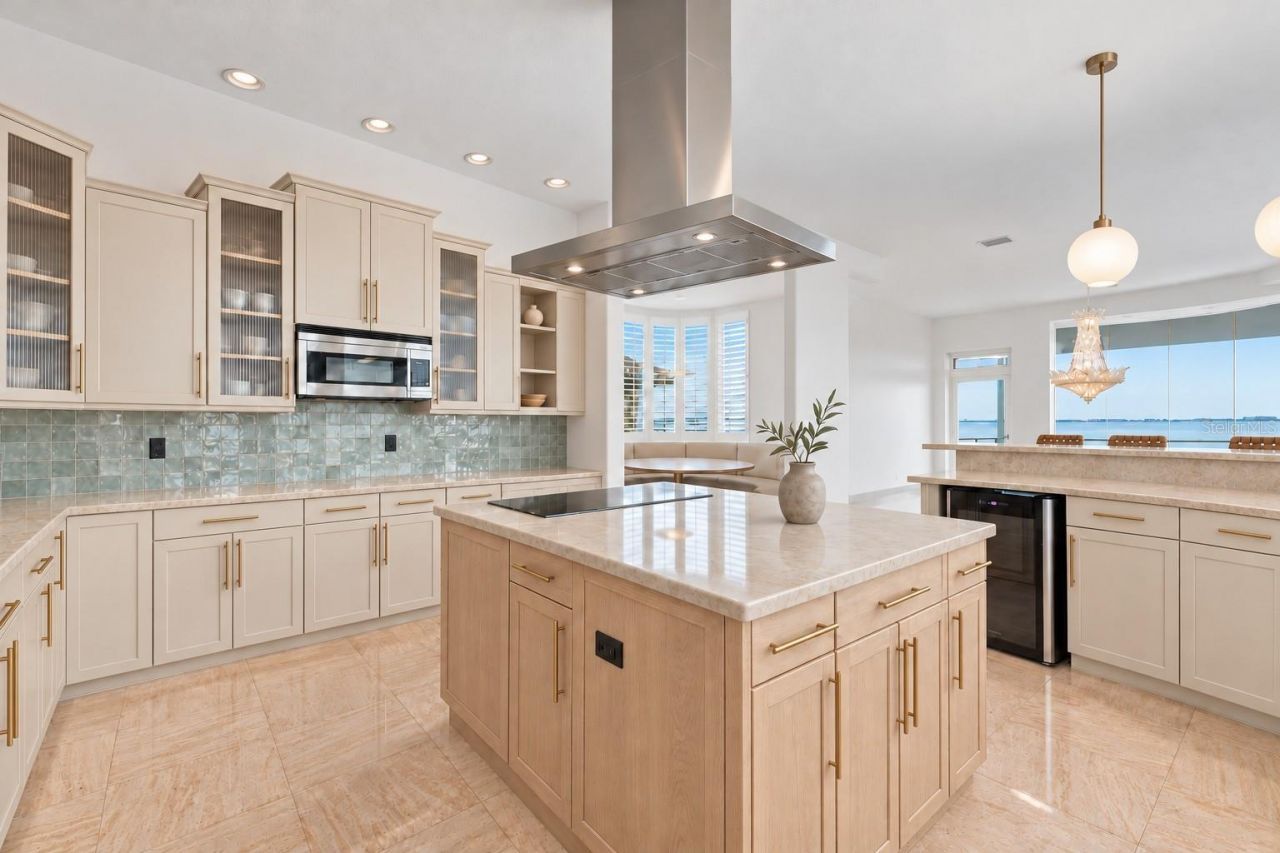 4908 64th Drive W, Bradenton, FL 34210 Photo