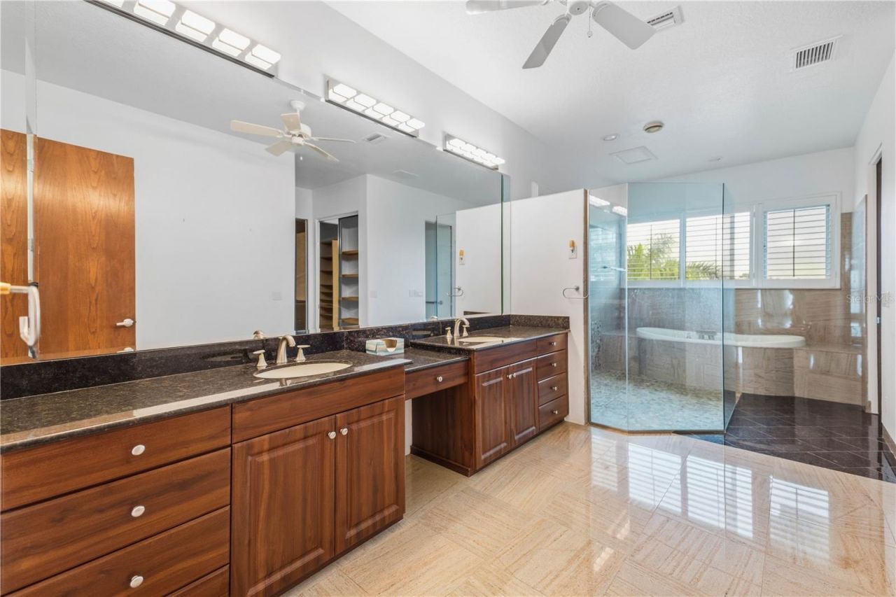 4908 64th Drive W, Bradenton, FL 34210 Photo