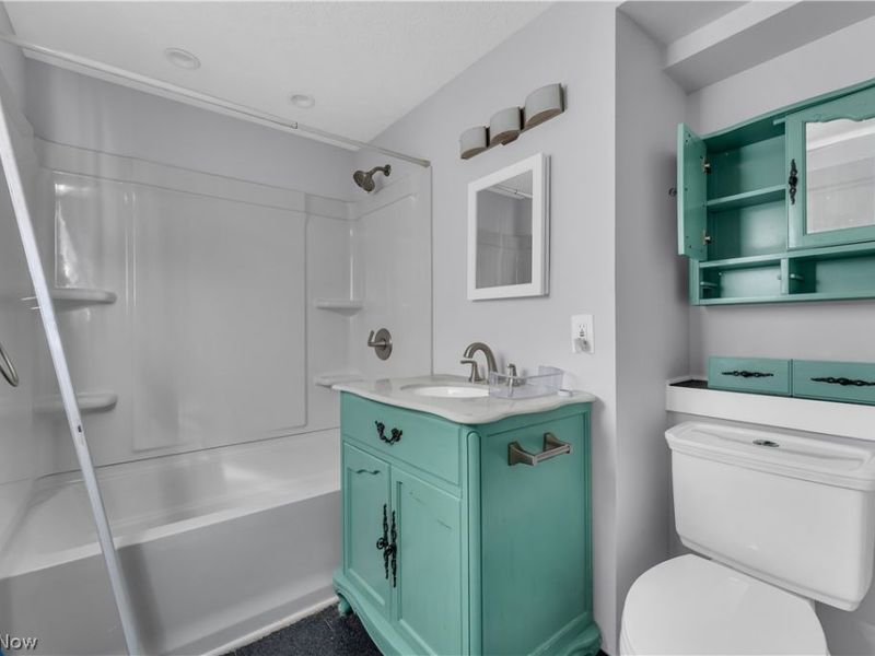 4285 W 30th Street, Cleveland, OH 44109 Photo 24