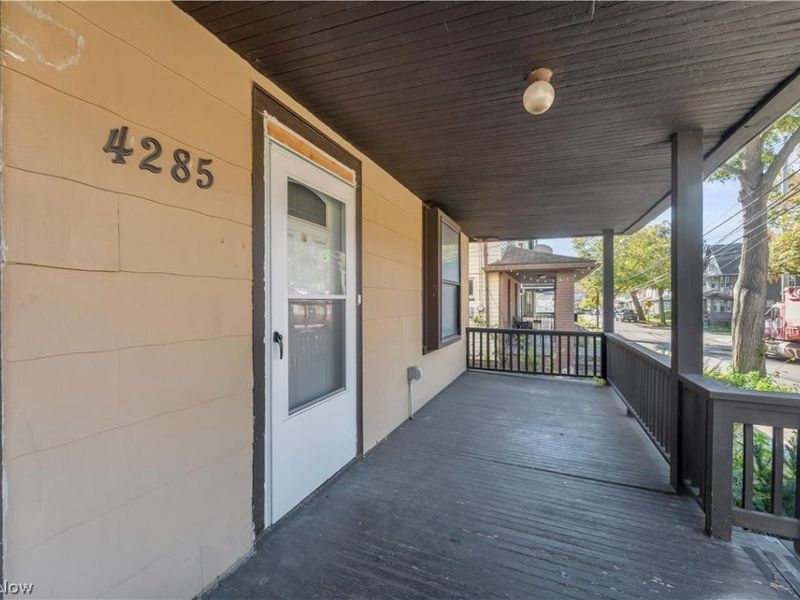 4285 W 30th Street, Cleveland, OH 44109 Photo 3