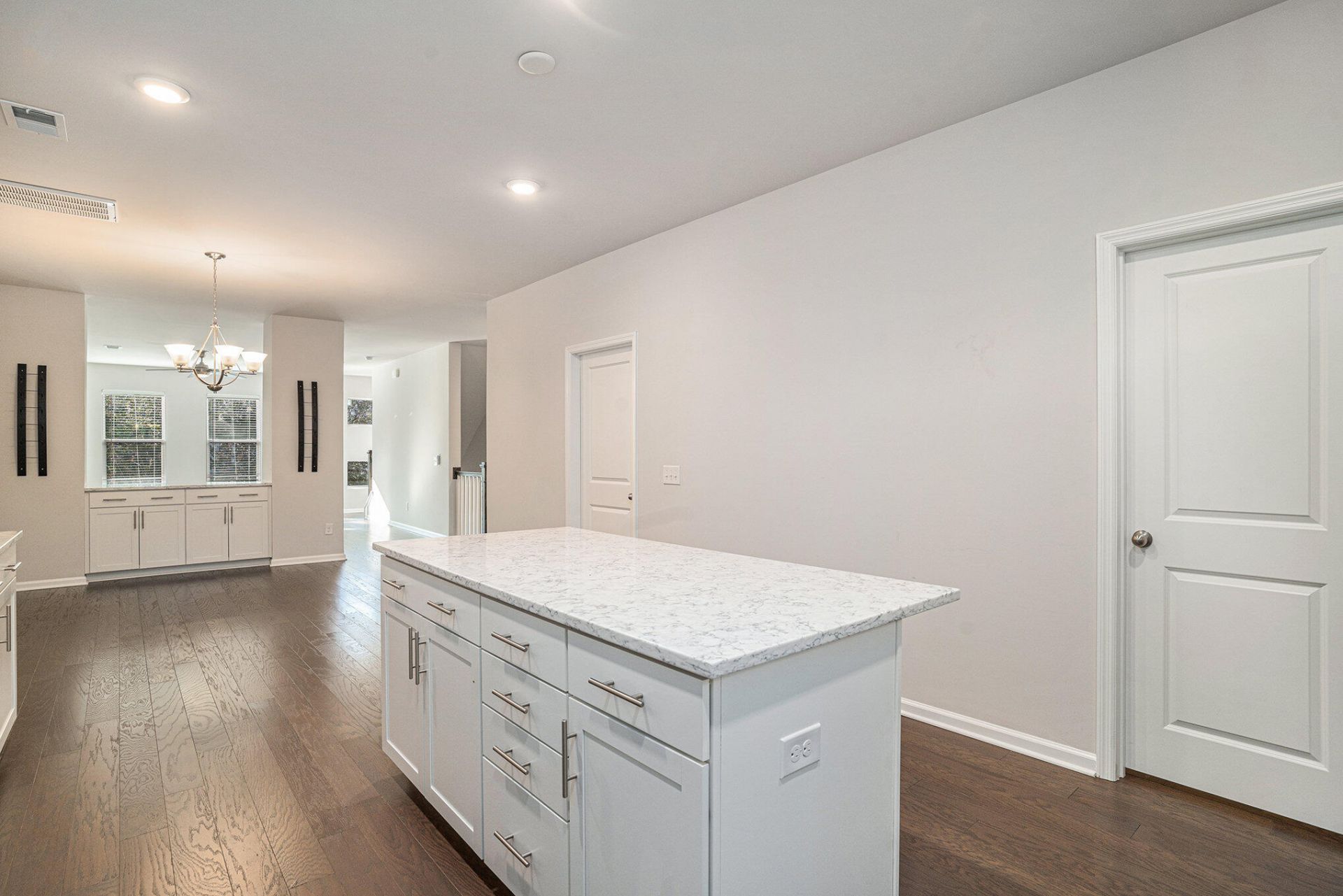 4575 Summey Street Photo 7