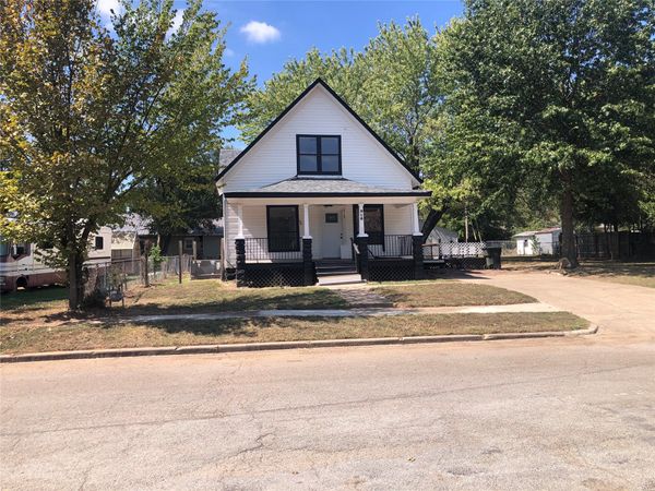 918 S Florida Street , Okmulgee, OK 74447