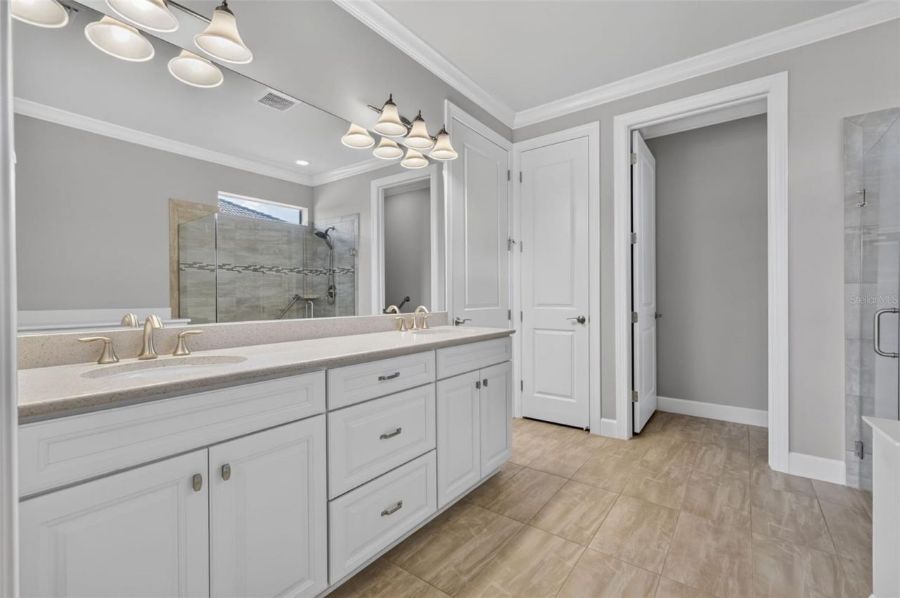 16927 Winthrop Place , Lakewood Ranch, FL 34202 Photo