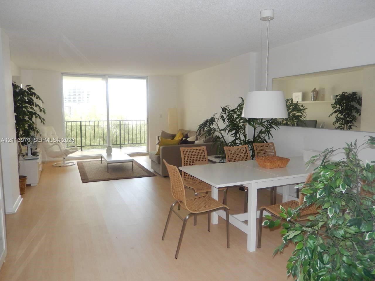 1904 S Ocean Dr **seasonal**, Unit 1001, Hallandale Beach, FL 33009 Photo