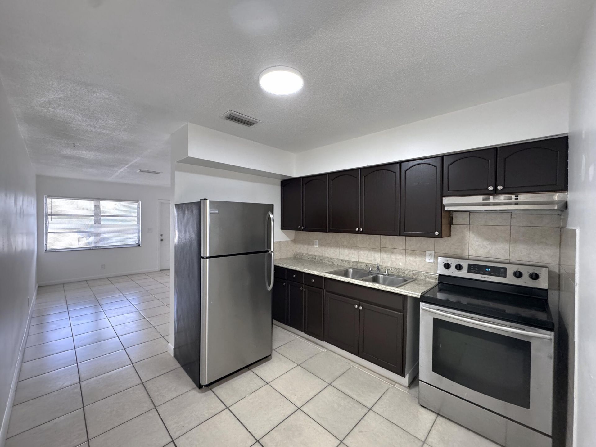 4001 NW 31st Avenue, Unit 1, Lauderdale Lakes, FL 33309 Photo