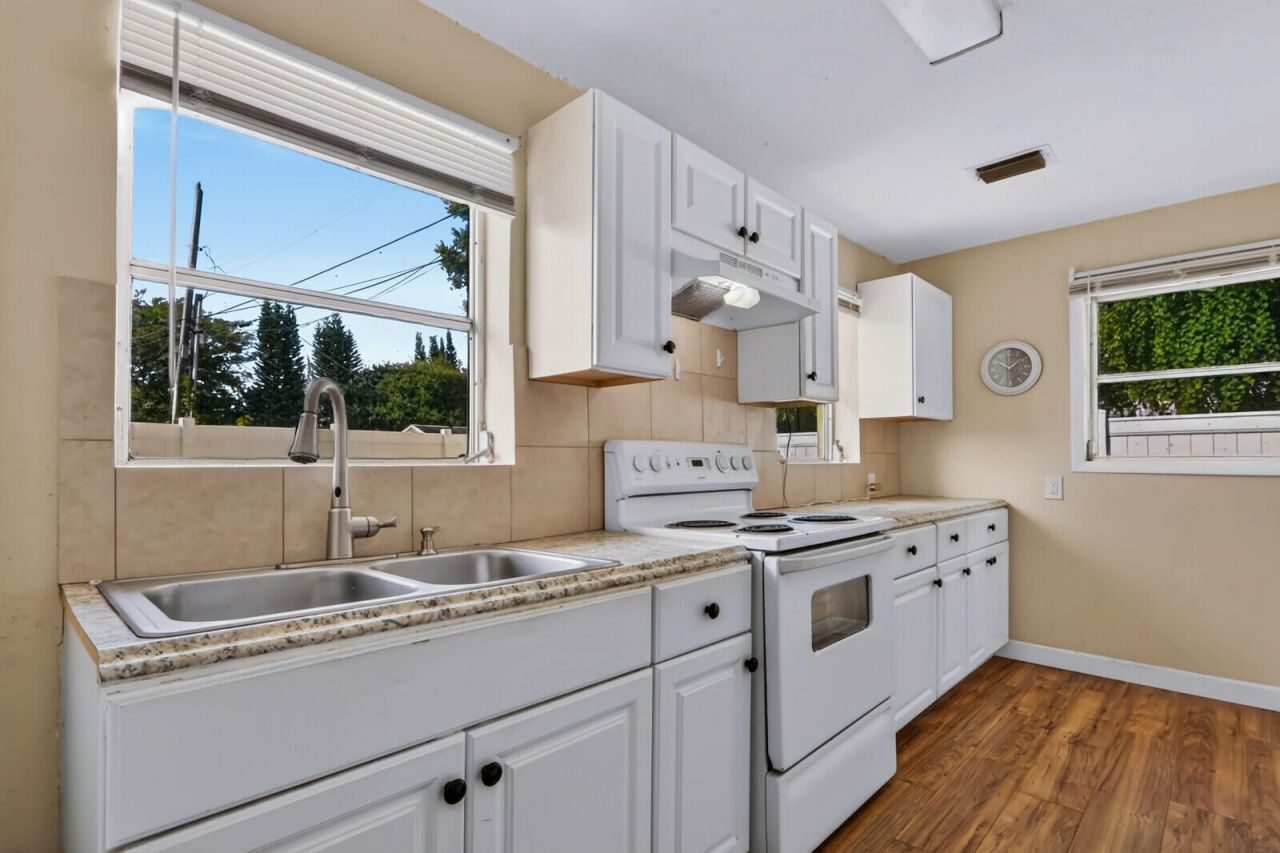 147 Foresteria Drive, Lake Park, FL 33403 Photo
