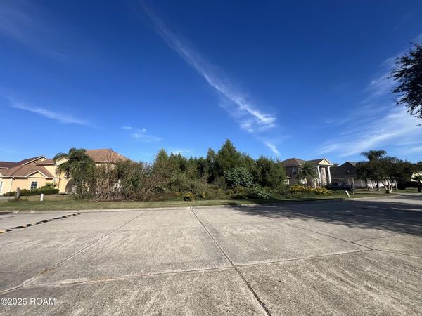 5730 Eastover Drive , New Orleans, LA 70128