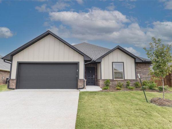 8708 Poppey Place, Yukon, OK 73099