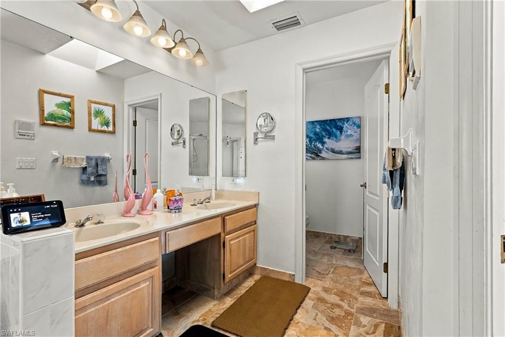 6550 Willow Lake Cir , Fort Myers, FL 33966 Photo