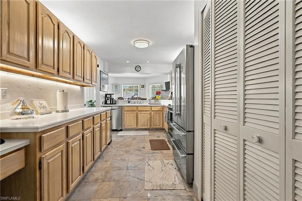 6550 Willow Lake Cir , Fort Myers, FL 33966 Photo
