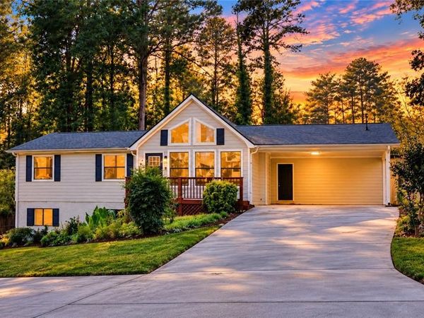 4943 Apple Valley Road, Douglasville, GA 30135