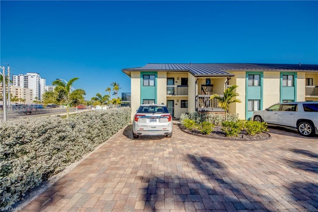 22796 Island Pines Way , Unit 111, Fort Myers Beach, FL 33931 Photo