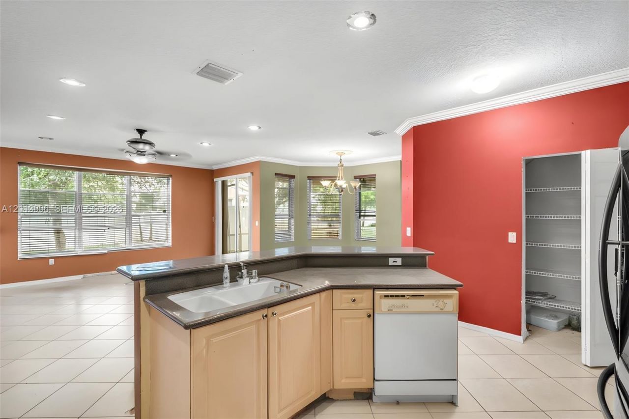 15503 SW 19th St, Miramar, FL 33027 Photo