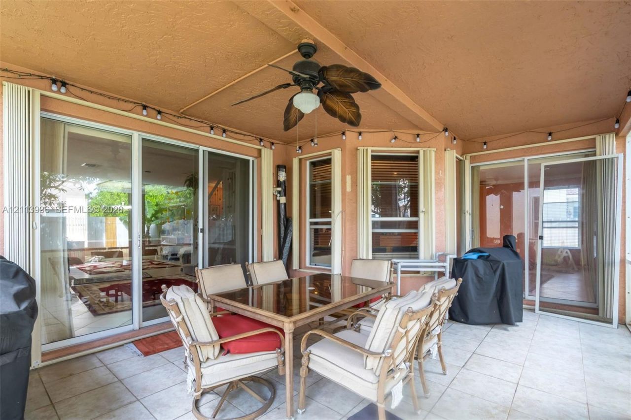 15503 SW 19th St, Miramar, FL 33027 Photo