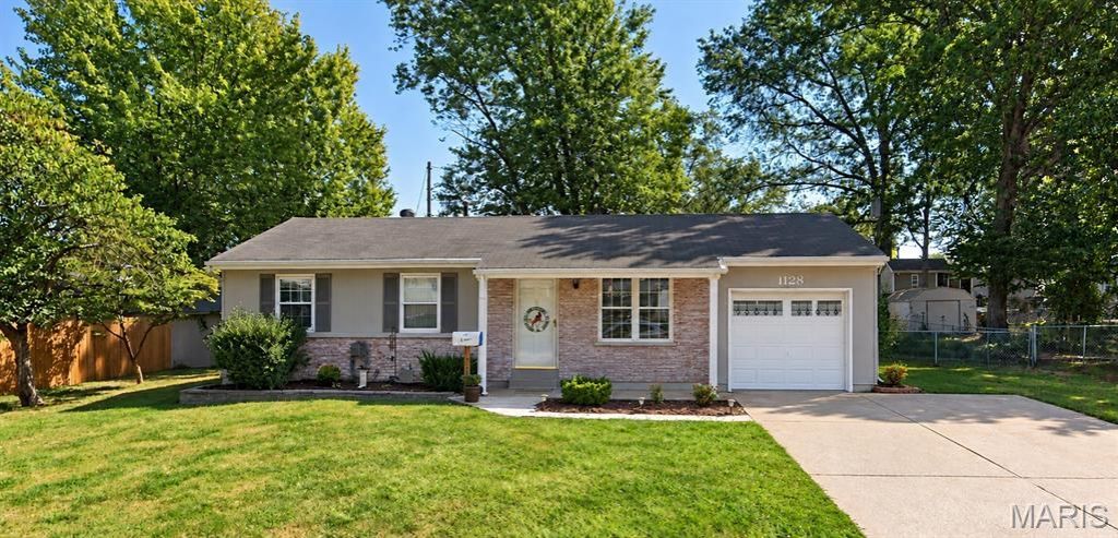 1128 Central Parkway , O Fallon, MO 63366 Main Photo
