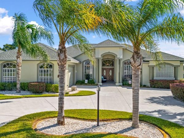 2751 HUNTINGTON HILLS DRIVE , LAKELAND, FL 33810