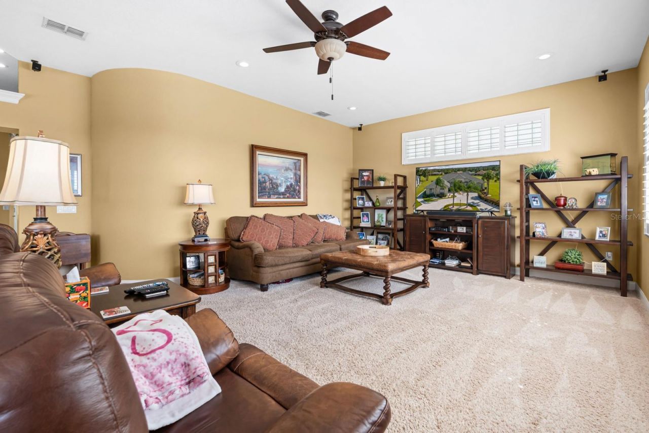 2751 Huntington Hills Drive , Lakeland, FL 33810 Photo
