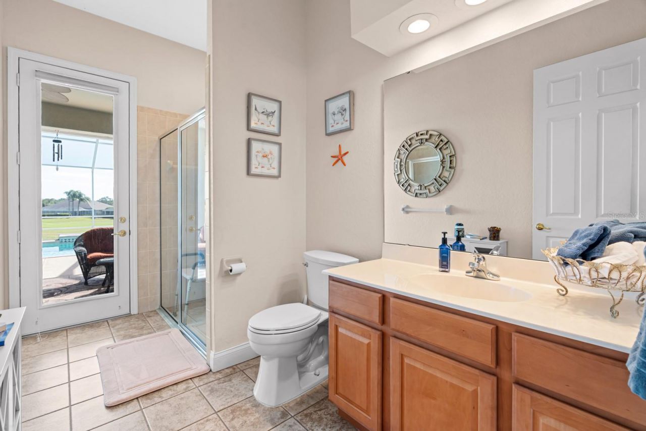 2751 Huntington Hills Drive , Lakeland, FL 33810 Photo